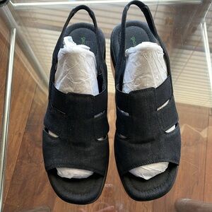 Ladies Grasshopper Black Dressy Sandal Shoe Size 7 1/2 M